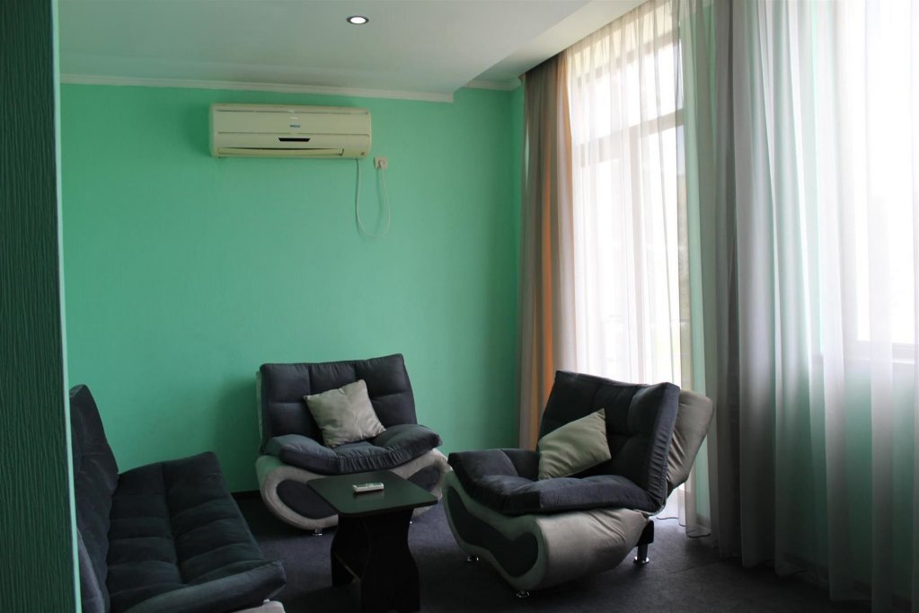 Фото Hotel Shine Palace