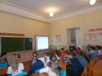 Общеобразовательная школа МБОУ СОШ с. Вязовка, Саратовская область, фото