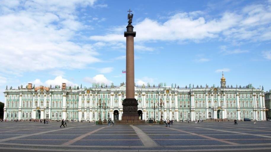 Достопримечательность Дворцовая площадь, Санкт‑Петербург, фото