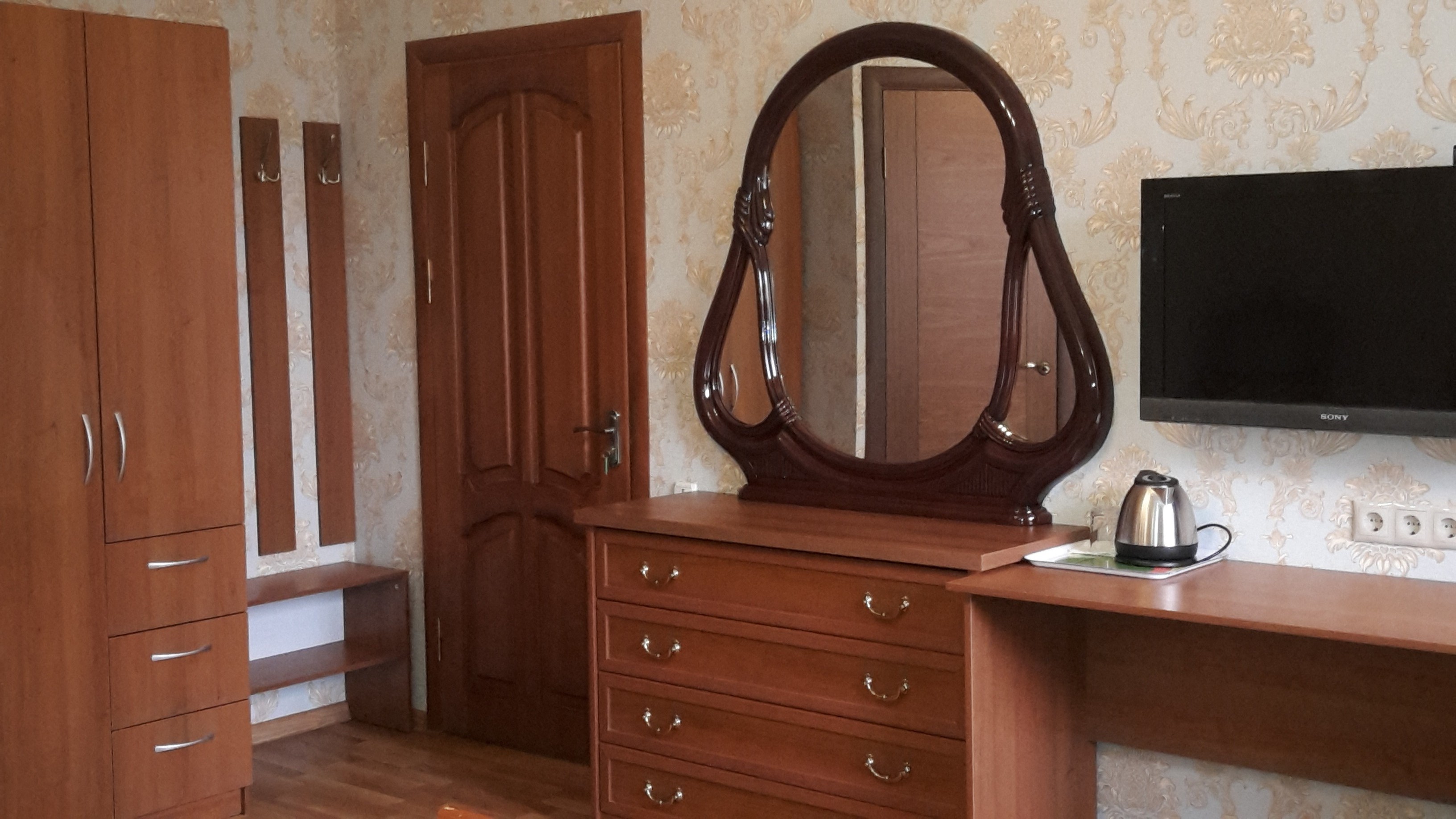 Фото Селена