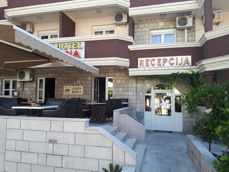 Отель Мена