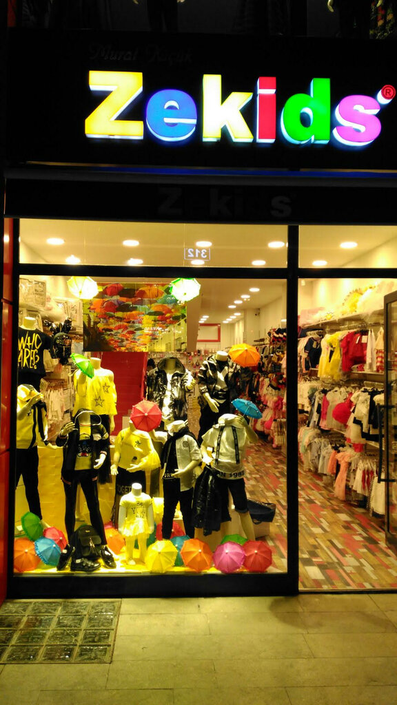 Children's clothing store Zekids Bebe, Ankara, photo
