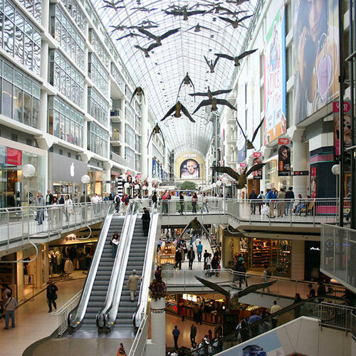 Торговый центр CF Toronto Eaton Centre, Торонто, фото