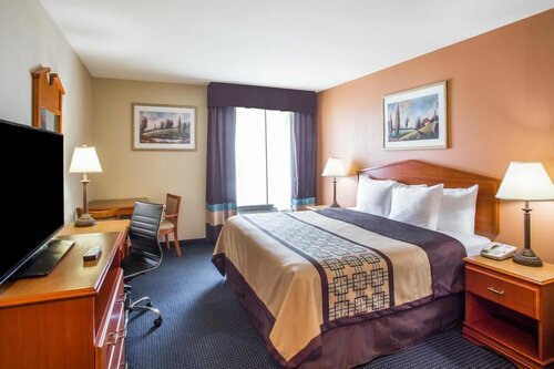 Гостиница Days Inn & Suites by Wyndham Thibodaux
