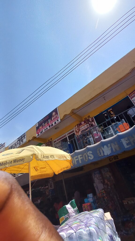Mobile phone store Akuffo's Own Ent, Accra, photo