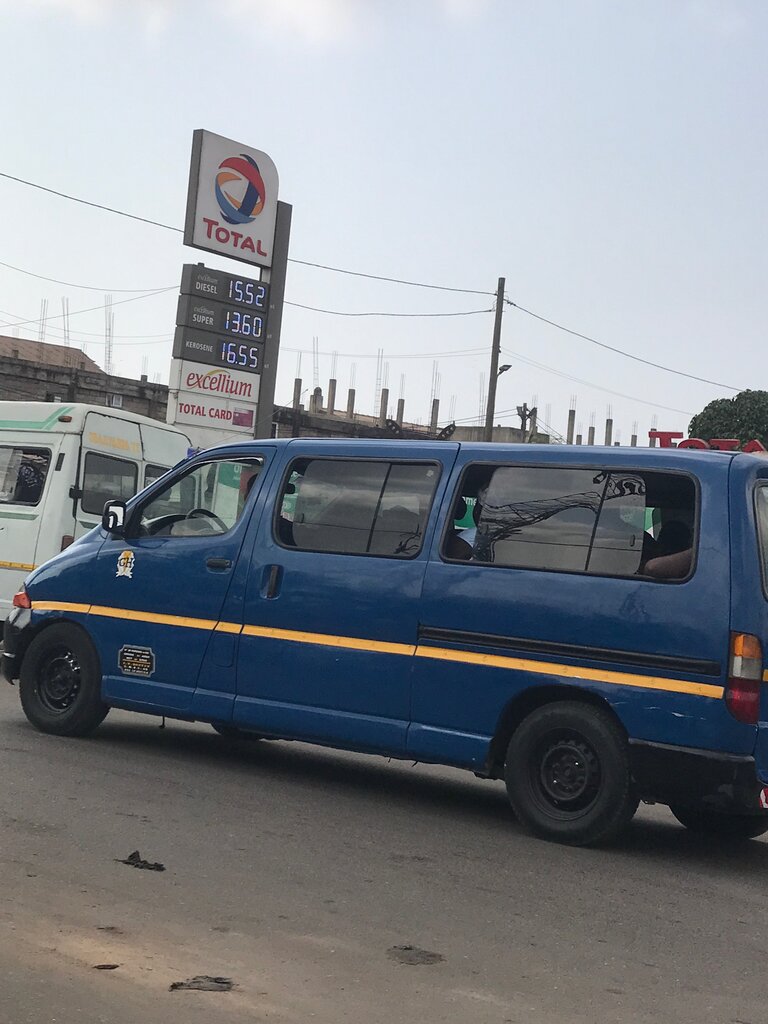 Gas station Total Service Station, Accra, photo