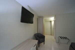 Гостиница Gatto Bianco House