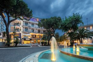 Гостиница Hotel Monaco в Линьяно-Саббьядоро