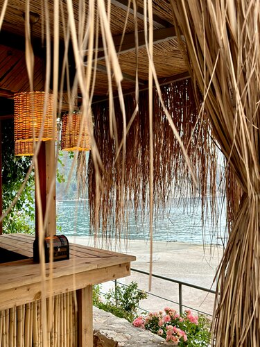 Гостиница Z-Villas Beach Hotel в Турунче