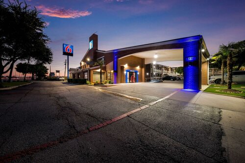 Гостиница Motel 6 Plano, Tx - Plano Northeast в Плано