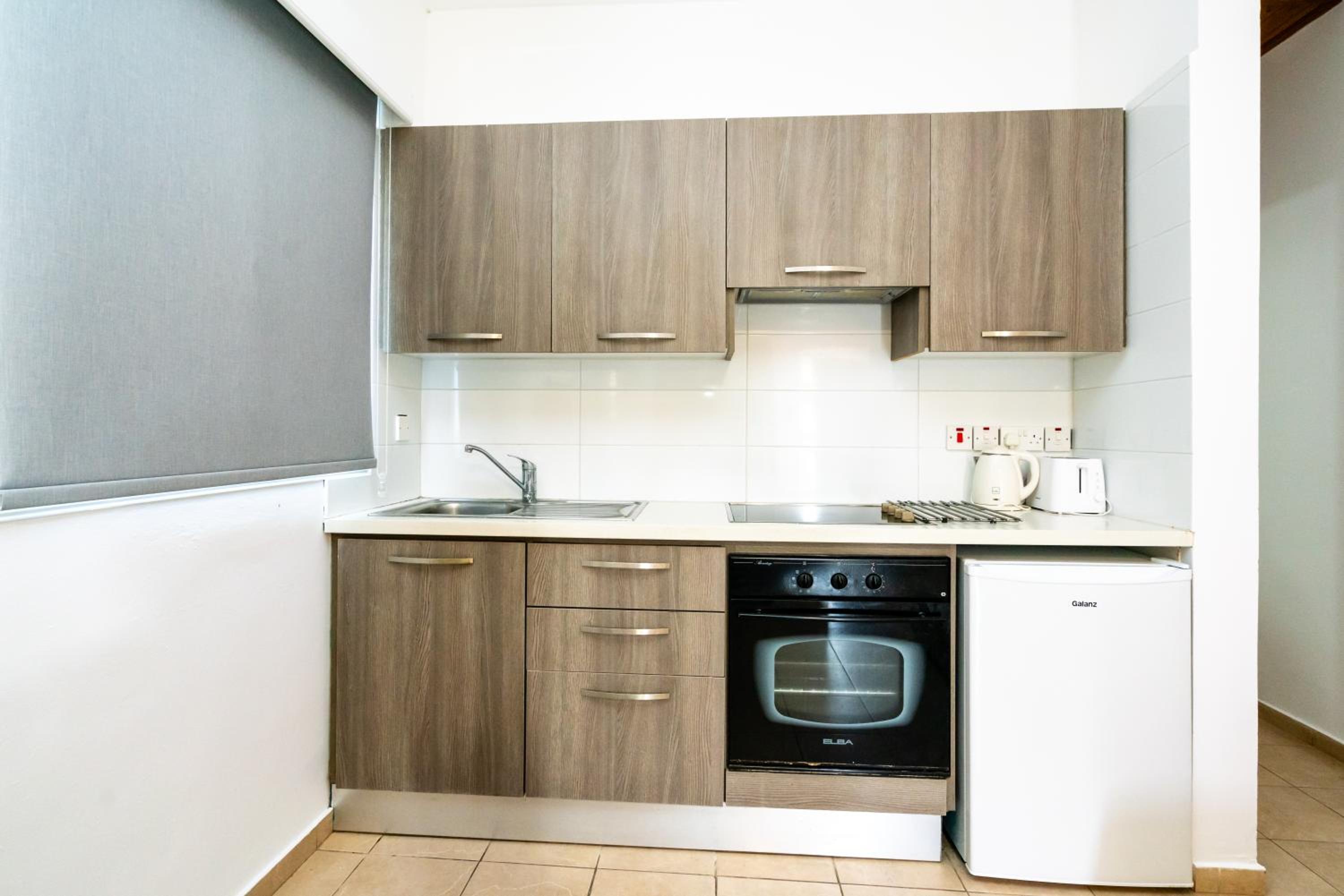 Фото Helios Bay Hotel and Suites