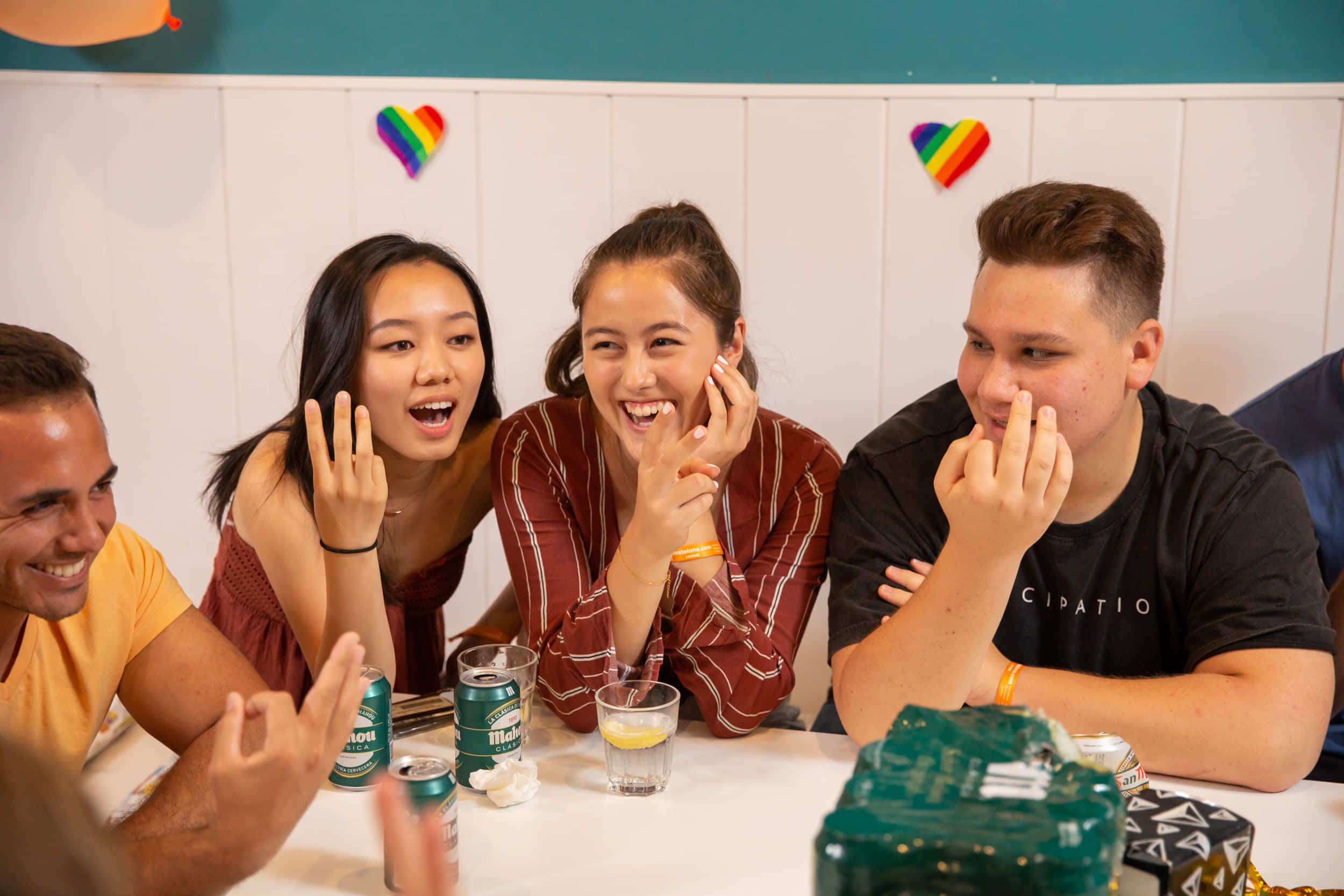 Фото Onefam Sungate Hostel Madrid