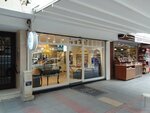 Esin Optics (İzmir, Konak, Şevket Özçelik Sok., 27D) ، متجر أدوات بصرية