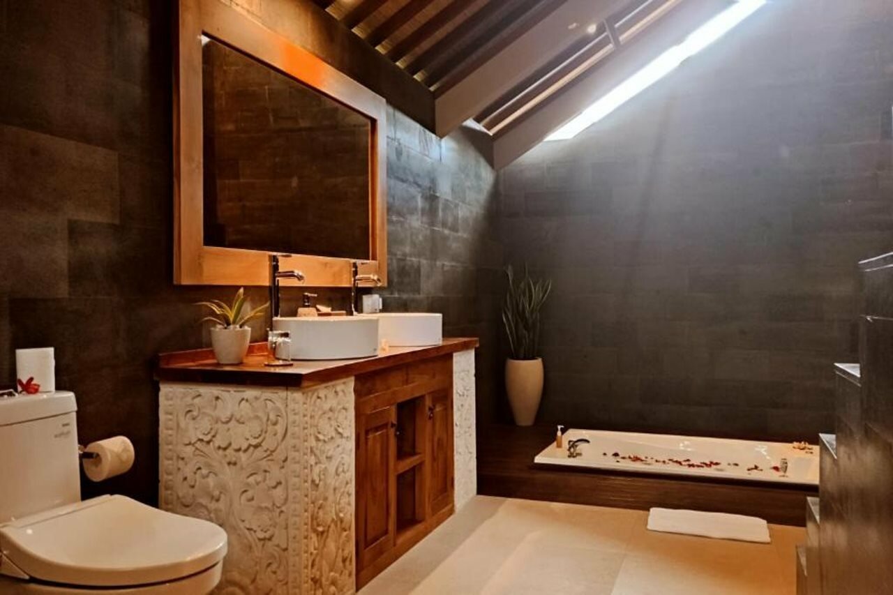 Фото Puri Andong Villa