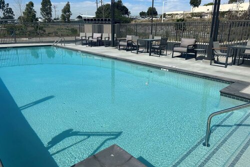Гостиница La Quinta Inn & Suites by Wyndham La Habra в Фуллертоне