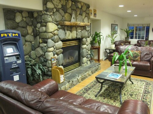 Гостиница Microtel Inn & Suites by Wyndham Eagle River/Anchorage Area