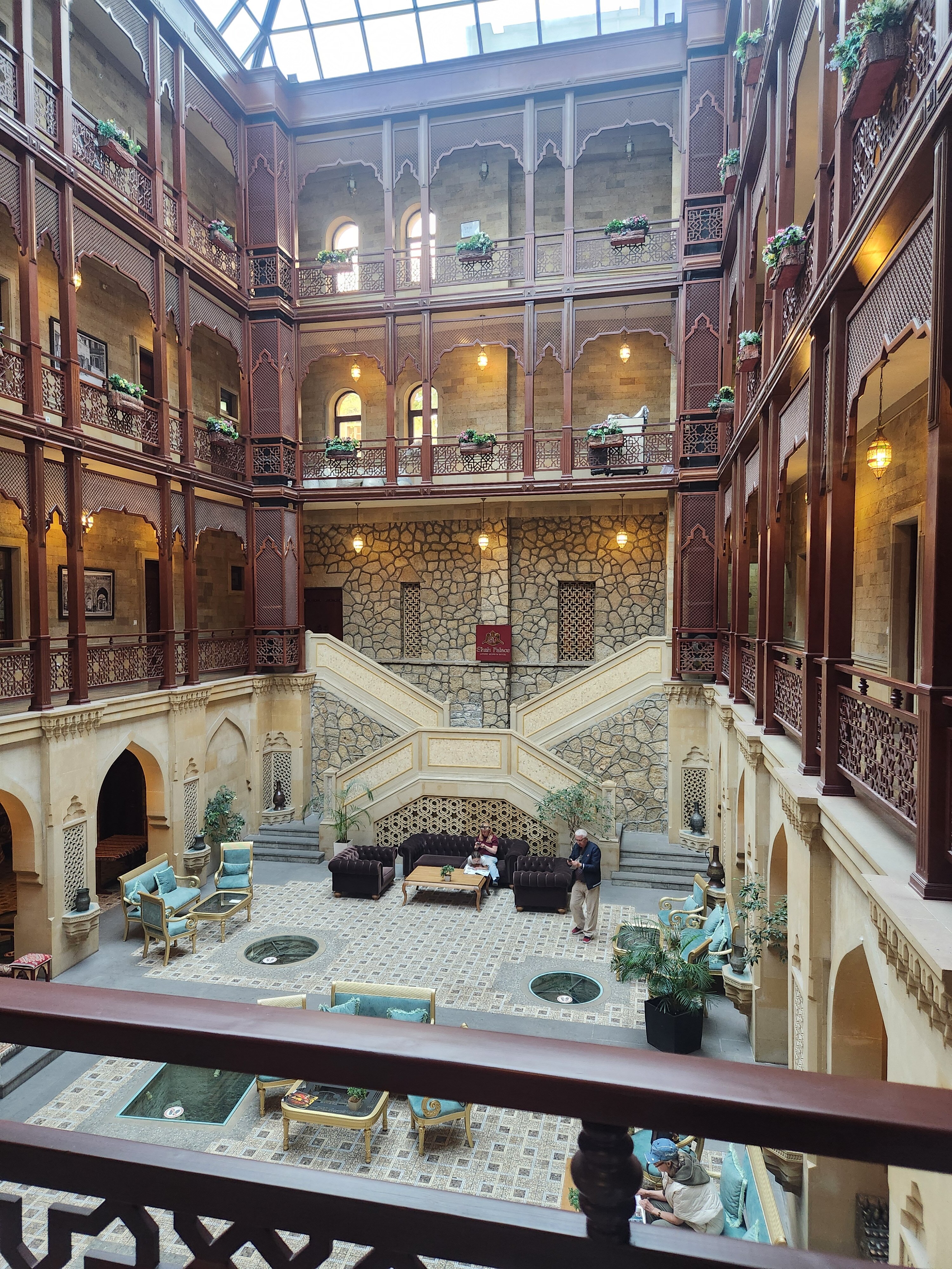 Фото Shah Palas Hotel