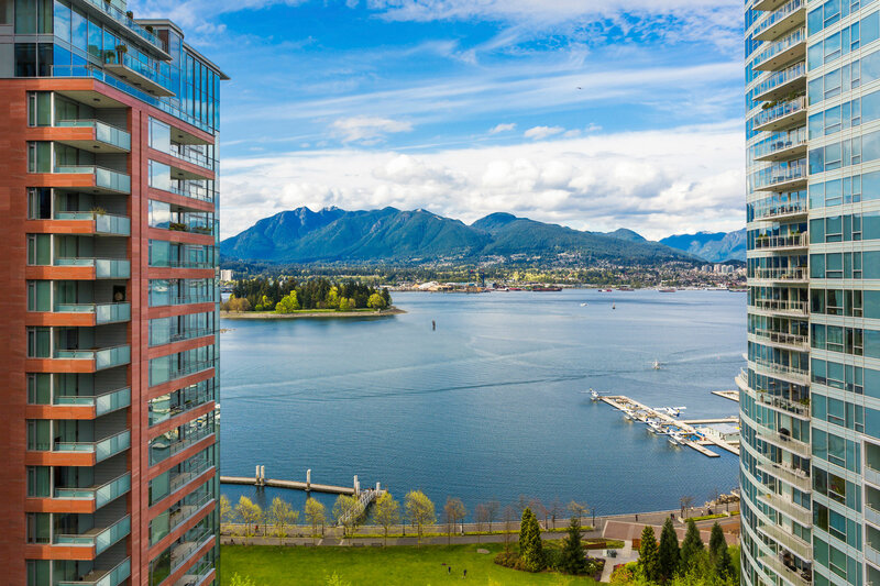 Гостиница Pinnacle Hotel Vancouver Harbourfront в Ванкувере