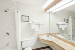 Гостиница Super 8 by Wyndham Columbus