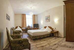 Hotel Alexandra (Plauen, Bahnhofstraße, 17), hotel