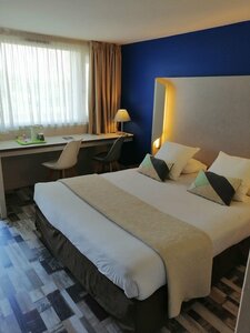  Kyriad Carcassonne Ouest La Cité