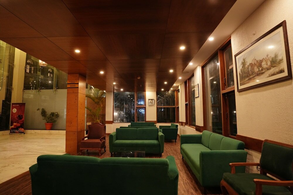 Фото Orsino Resort Mall Road