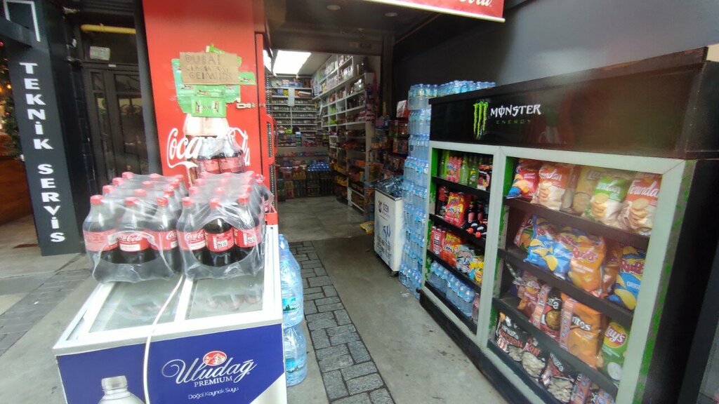 Grocery Stream, Izmir, photo