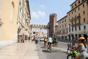 отель Dreaming Piazza Bra