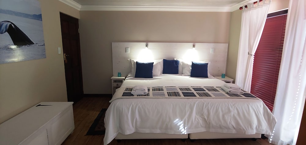 Фото White Shark Guest House