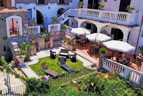 Внешний вид отеля B&b Casa Angelieri в Пиццо, фото 1