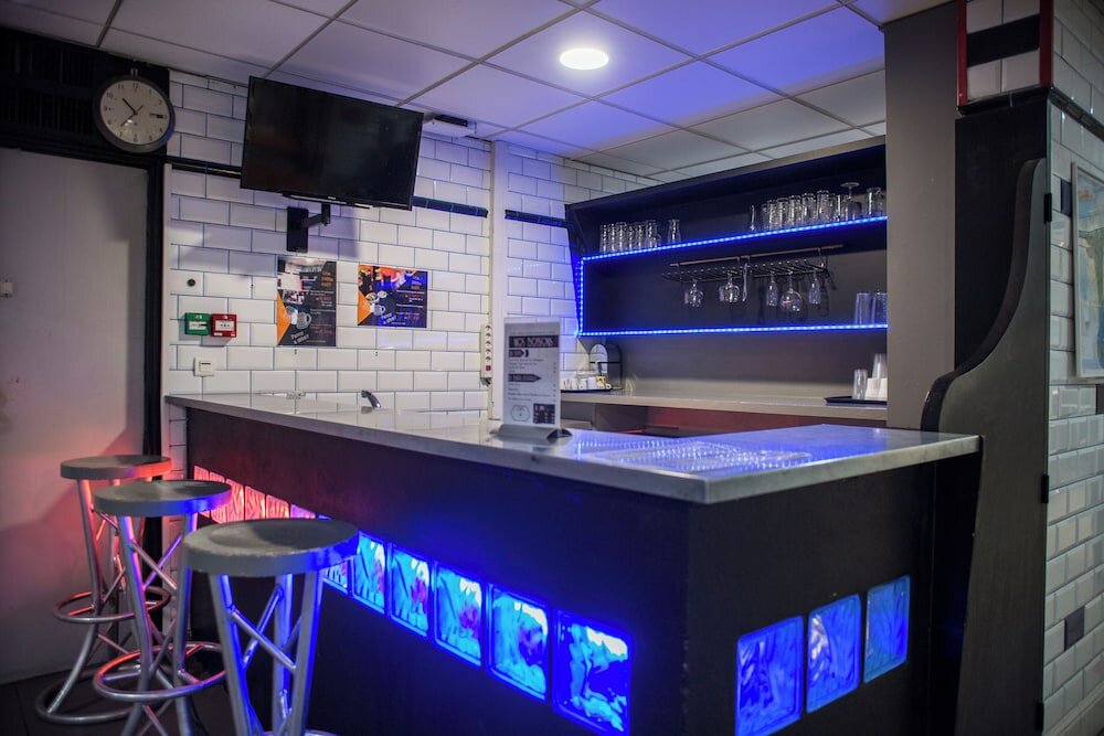 Фото Auberge Jeunesse Hi Paris - Le d’Artagnan