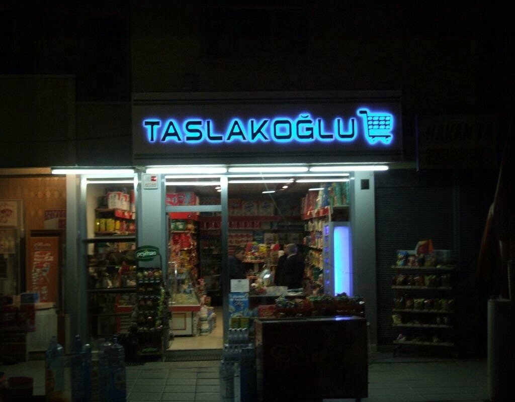 Grocery Taslakoglu Market, Samsun, photo