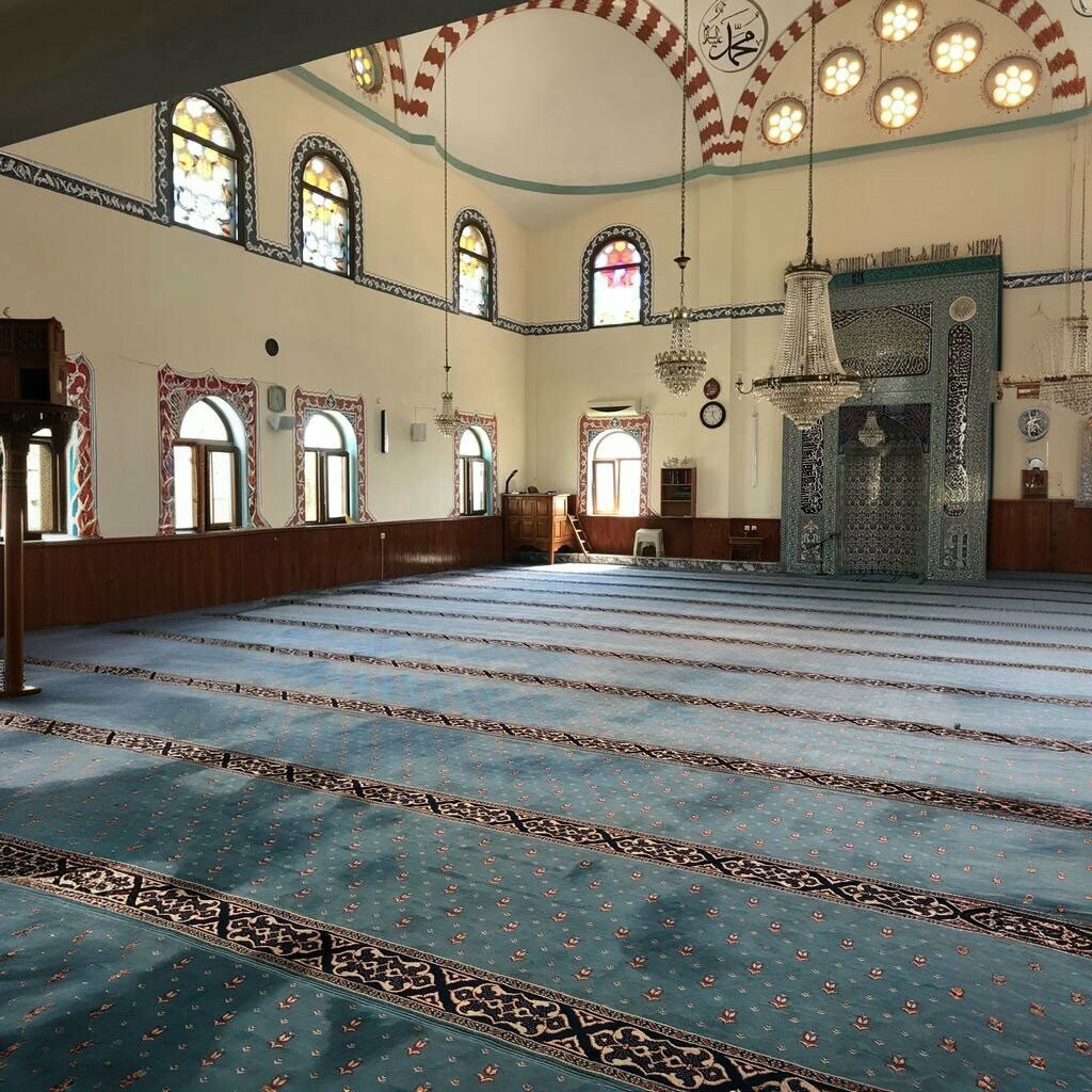 Mosque Yavuz Mosque, Korfez, photo