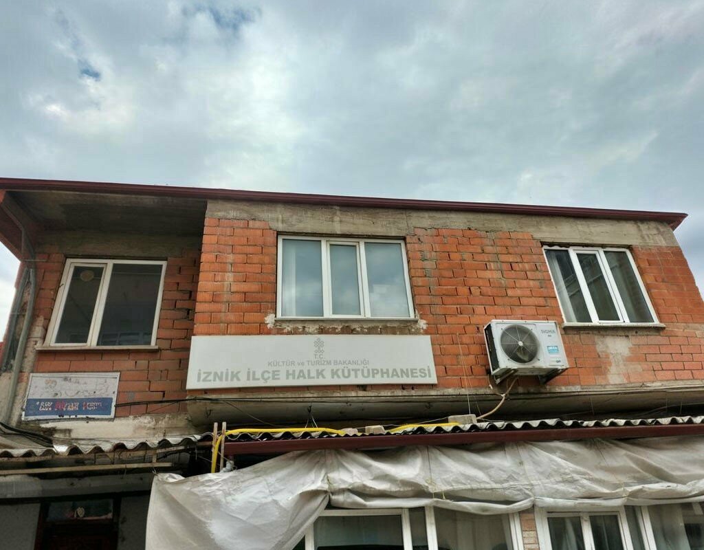 Library Iznik Halk Kutuphanesi, Iznik, photo