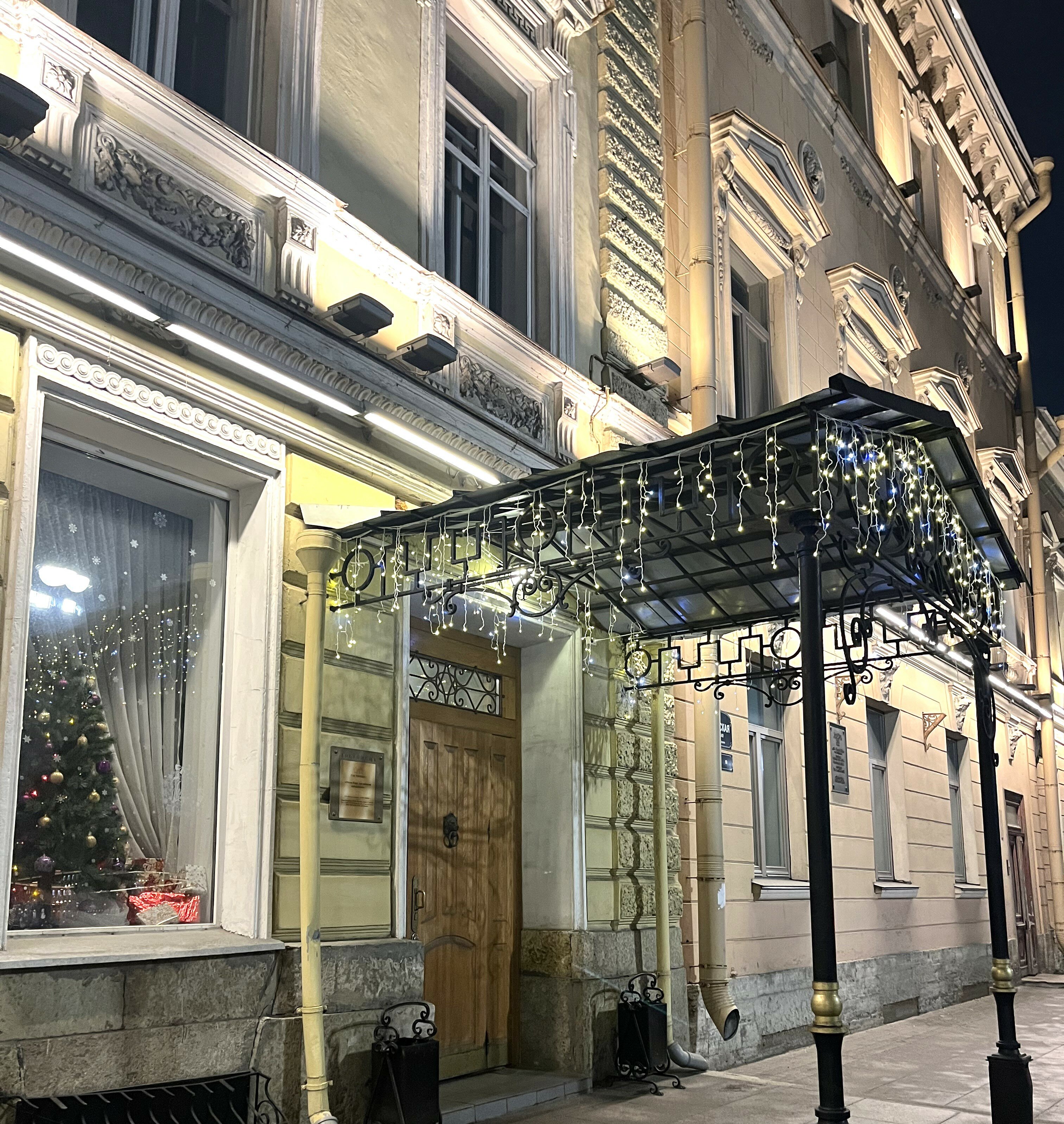 Фото отеля 1