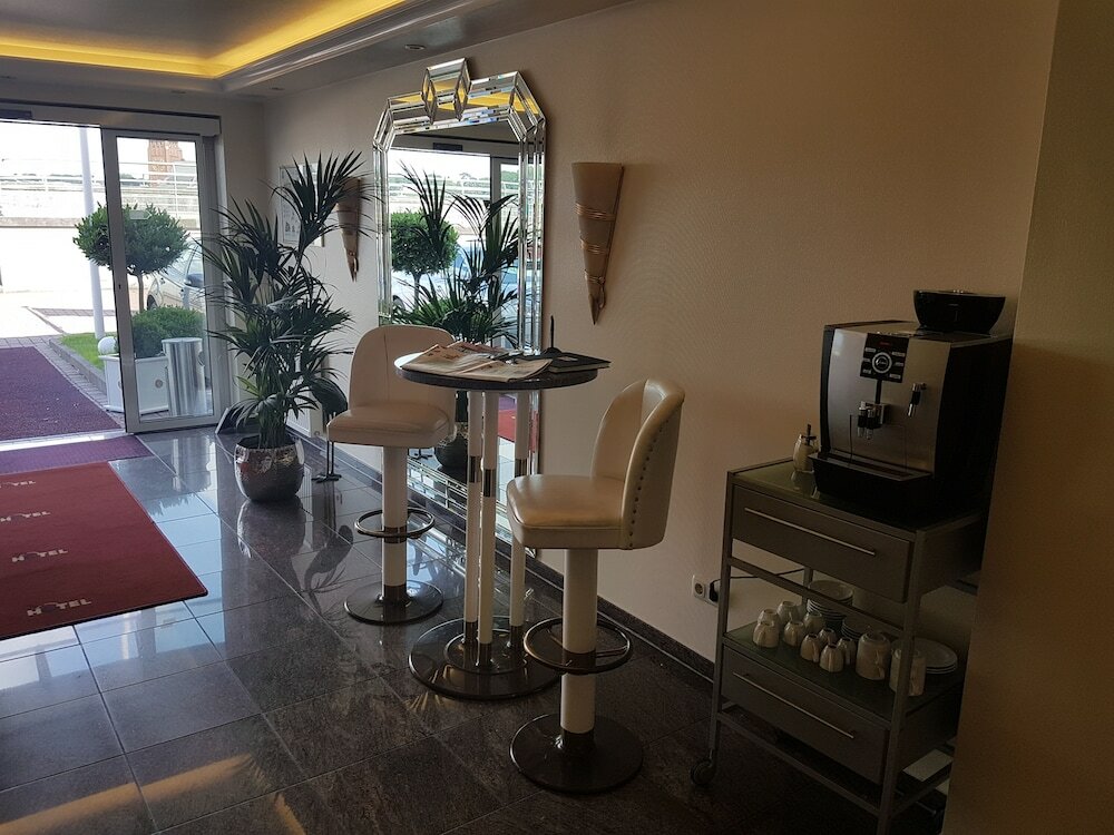 Фото Hotel Am Elbufer