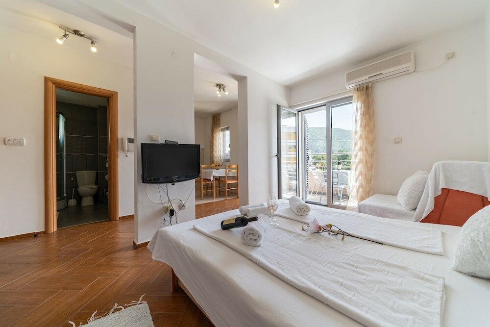 Фото SMS Apartments