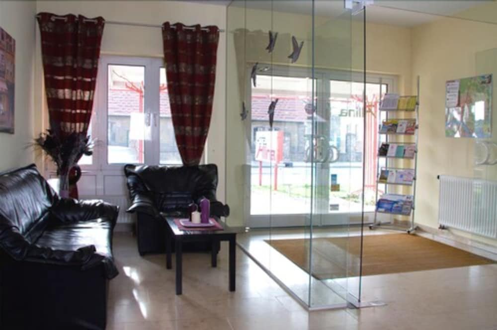 Фото Hotel Alina