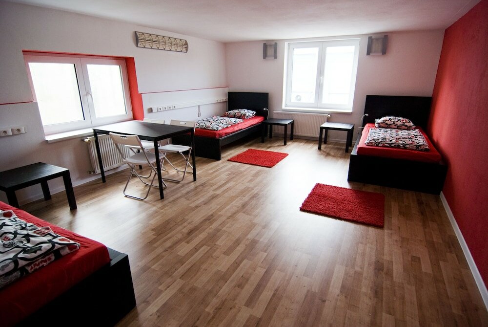 Фото Nitra Glycerin Hostel