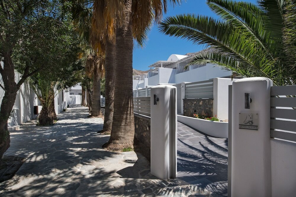 Фото Meltemi Excelsior Suites and SPA