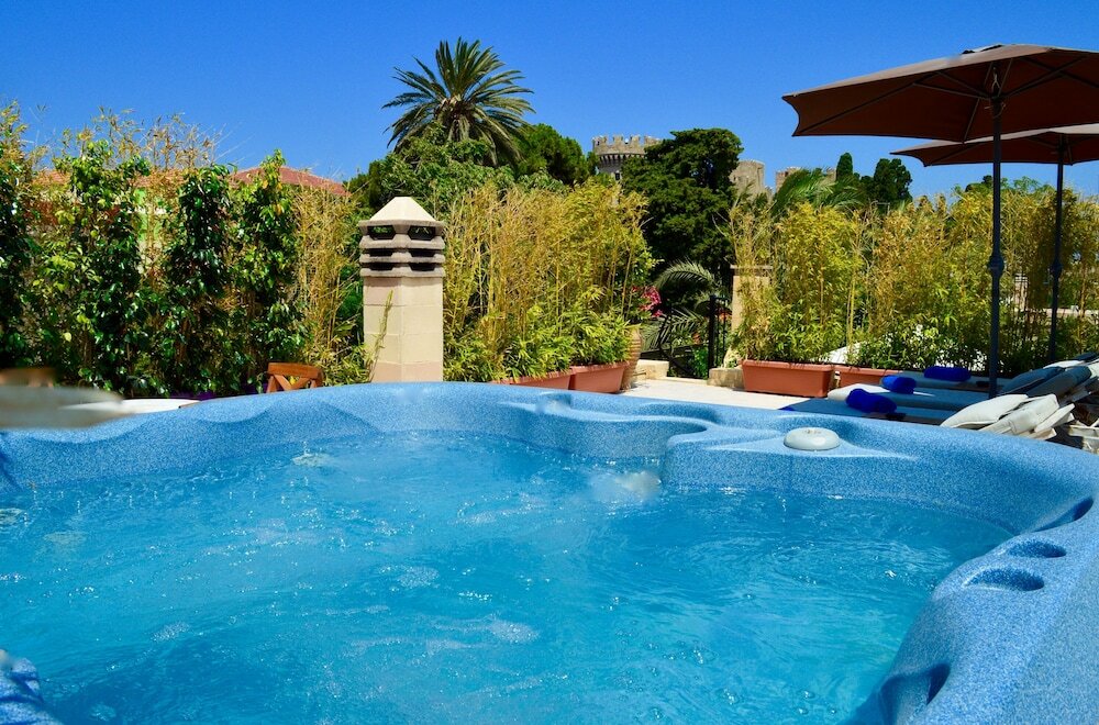 Фото Medieval Villa