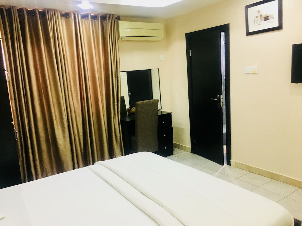 Фото Hillside Gardens