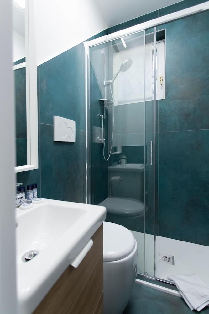 Фото Sofia alla VII coortein trastevere