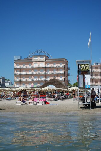 Гостиница Mayflower Beach Hotel в Червии