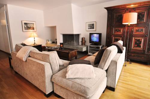 Фото La Villa Emeline - Apartment Emilie