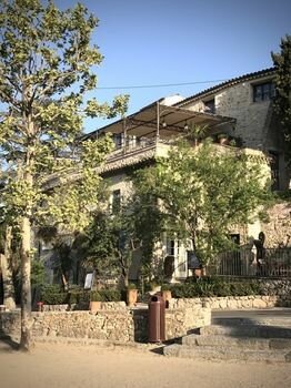 Гостиница Mougins Luxury Retreats в Мужене