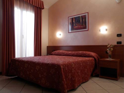 Фото Hotel Stazione