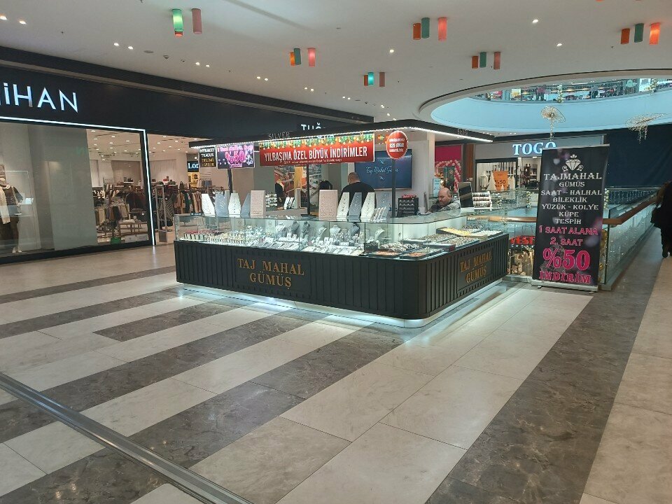 Precious stones Taj Mahal, Ankara, photo