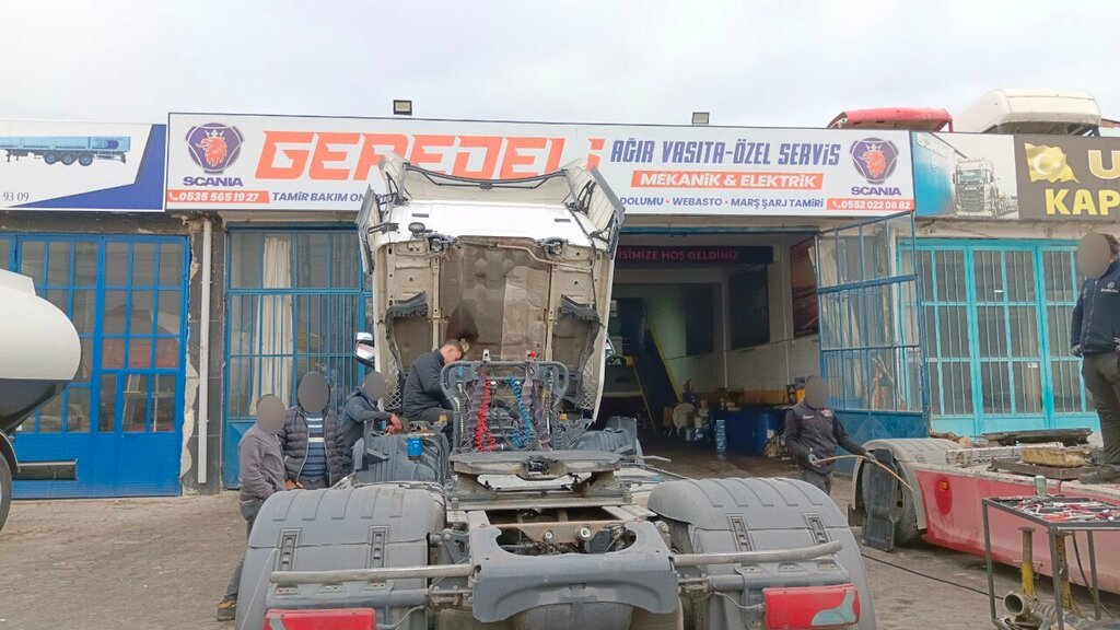 Trucks Geredeli Dervis Master, Konya, photo