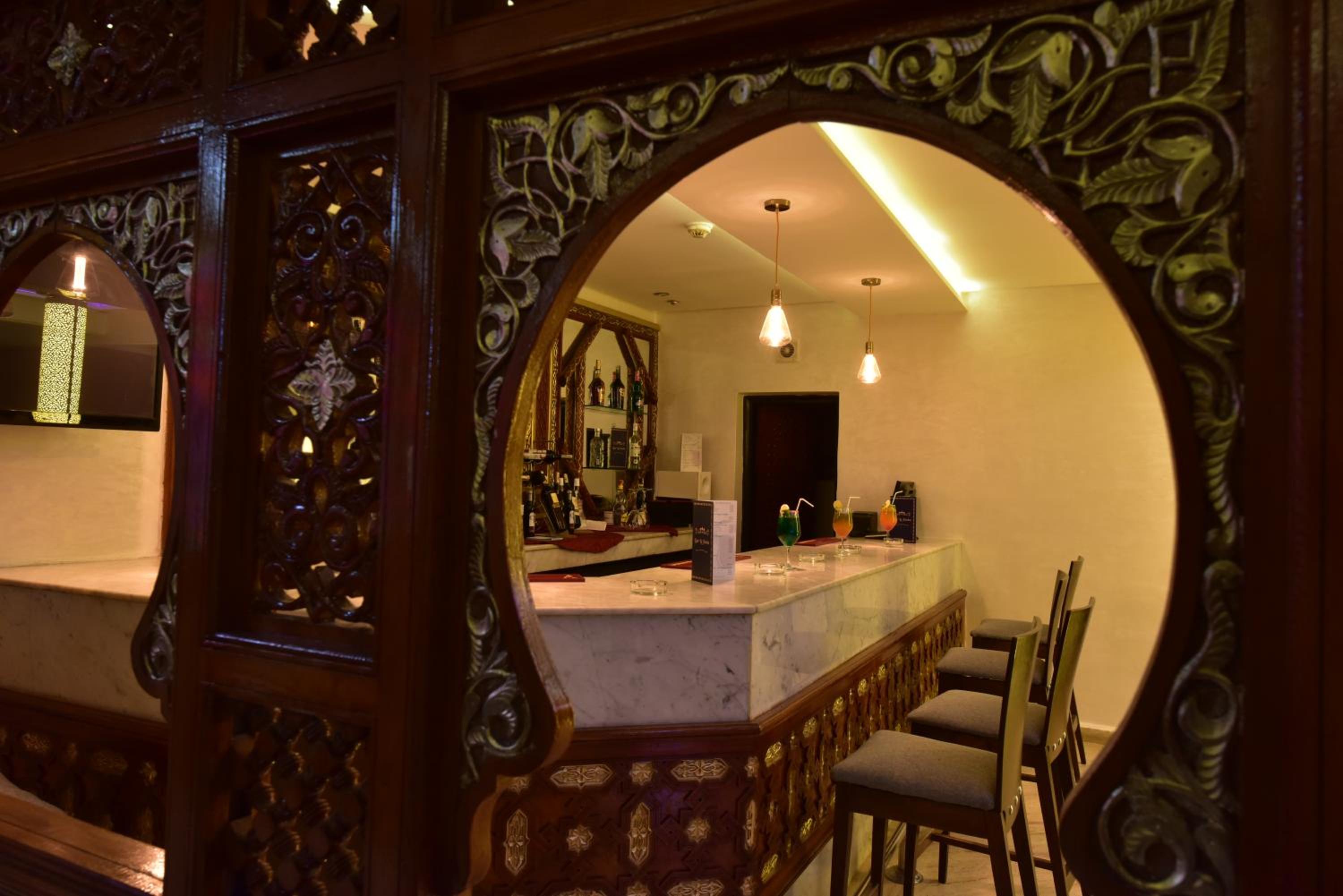 Фото Hôtel Fes Inn & SPA